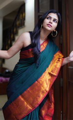 Load image into Gallery viewer, Vaidehi - ವೈದೇಹಿ (Premium Narayanpet Handloom Pure Cotton)
