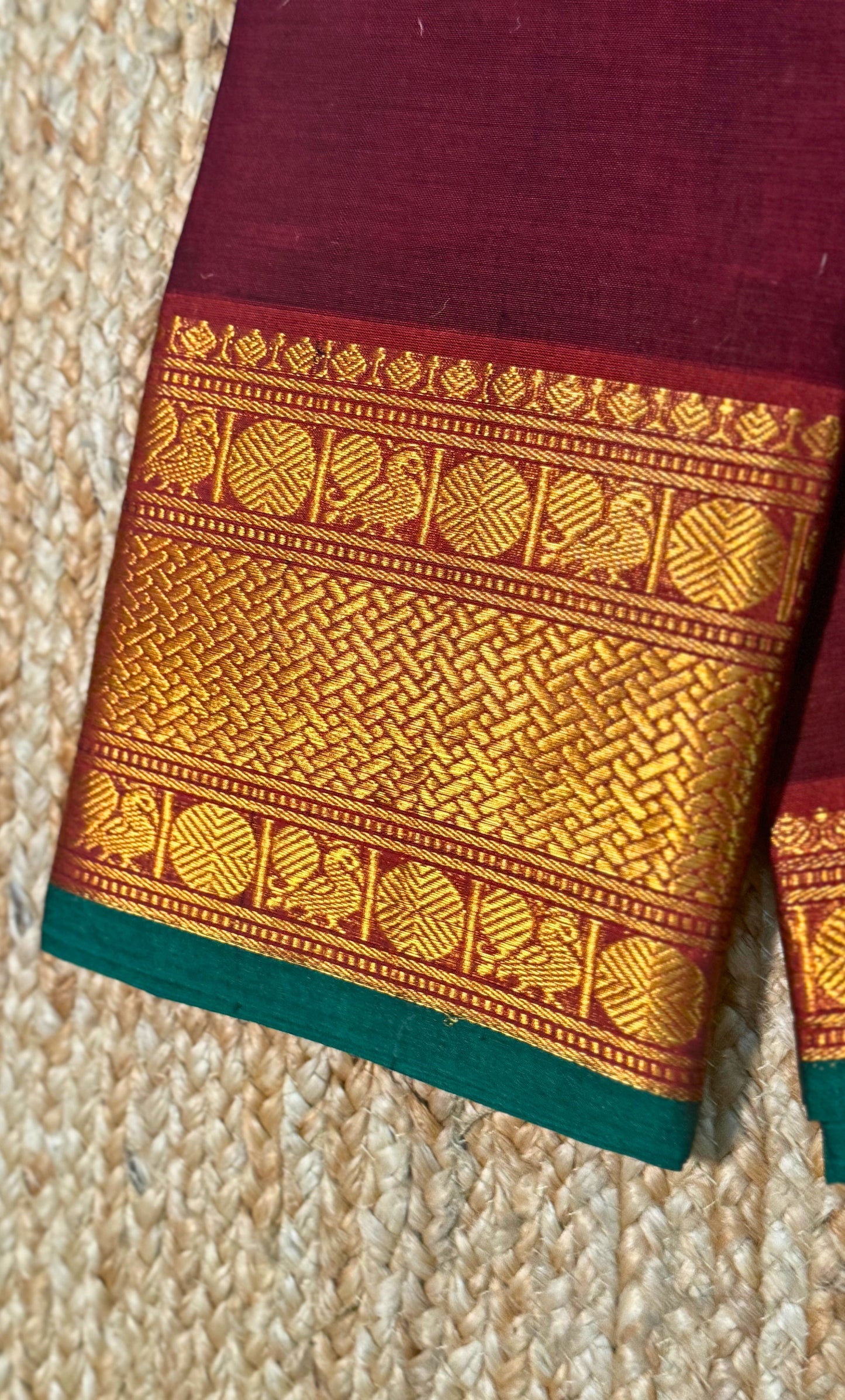 SWARNALATHA - സ്വർണലത (Narayanpet Handloom Pure Cotton)