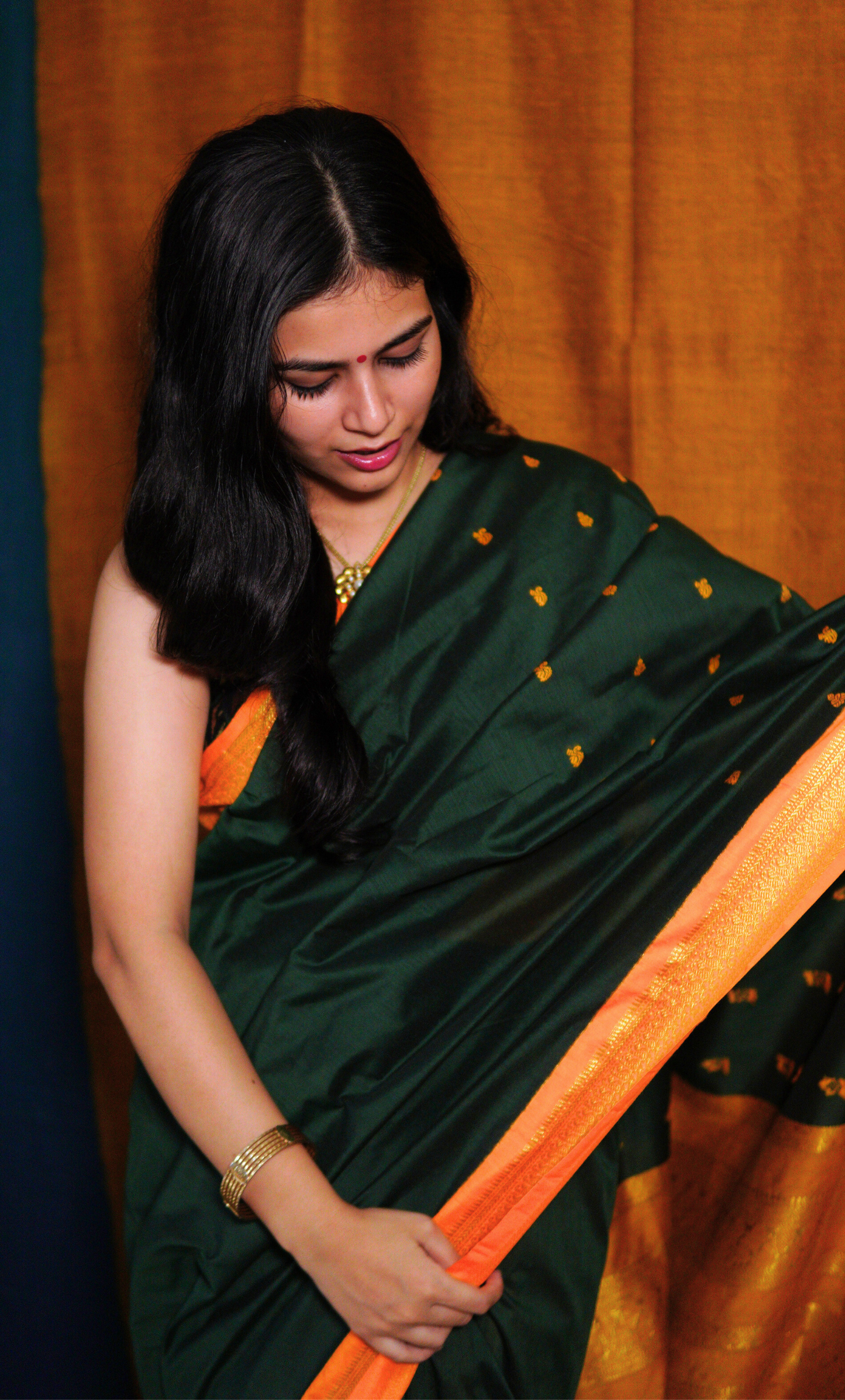 CHANDRIMA - चंद्रिमा (Premium Handloom Gadwal Silk Cotton)