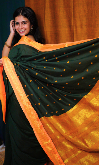 CHANDRIMA - चंद्रिमा (Premium Handloom Gadwal Silk Cotton)