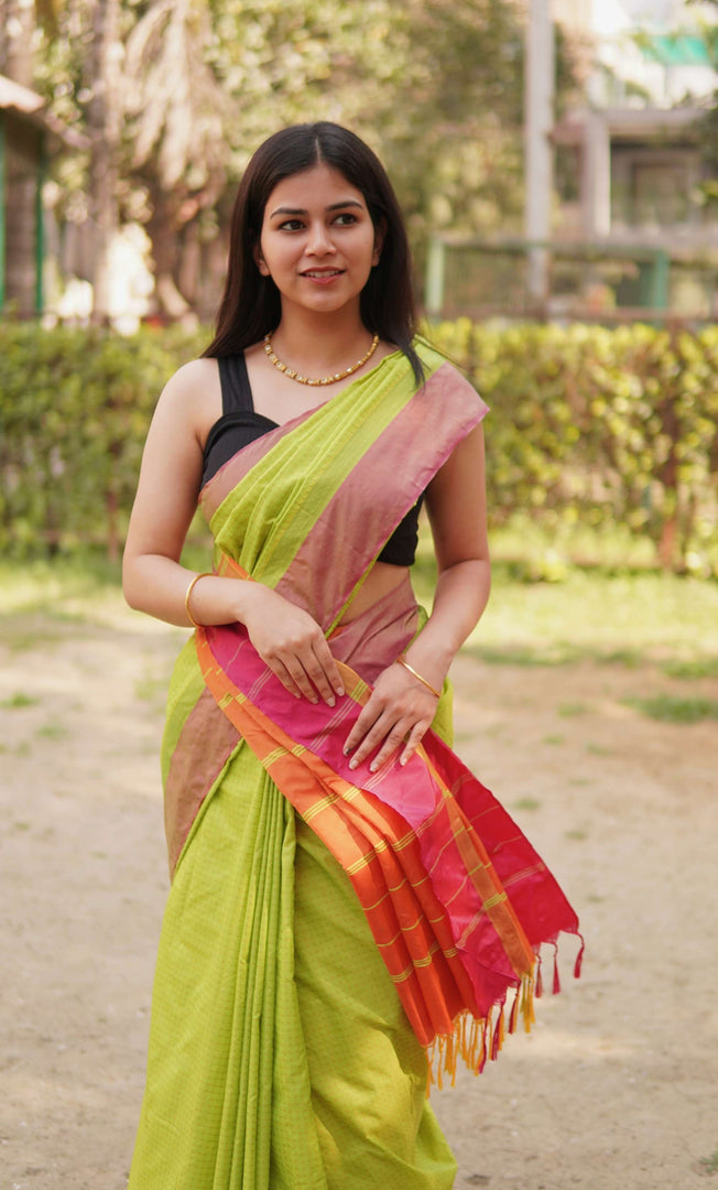 Kamal - कमल (Premium Quality Kanjivaram Art Silk Saree)