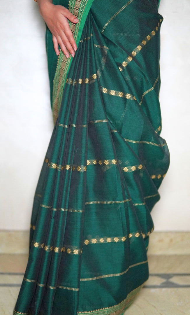 Vezhaambal - വേഴാമ്പൽ (Narayanpet Handloom Pure Cotton)