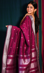 Load image into Gallery viewer, TANISHA - तनीषा (Premium Handloom Gadwal Silk Cotton)
