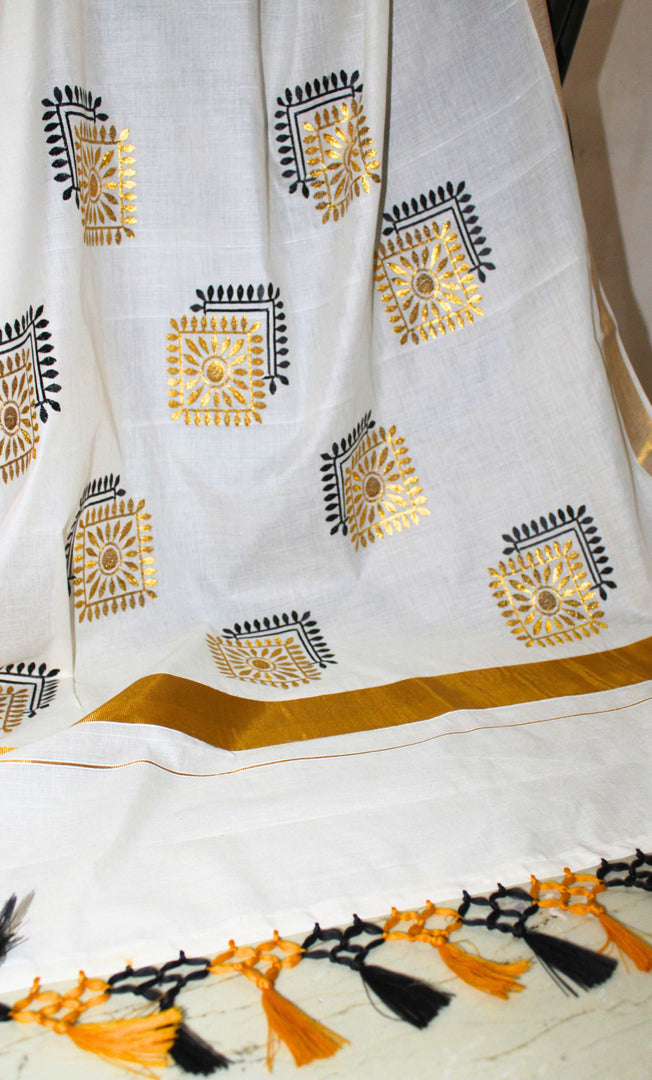 Shilpam - ശിൽപം (Traditional Kerala Cotton Saree)