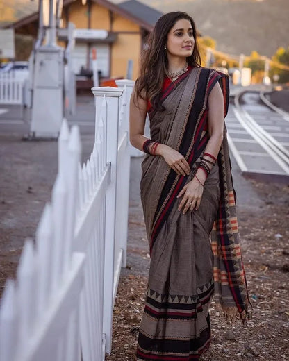 Chandrakauns - चंद्रकौंस (Narayanpet Handloom Pure Cotton)