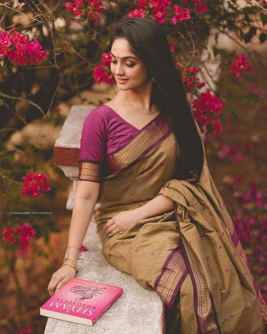 Ridhi - ரிதி (Gadwal Silk Cotton)