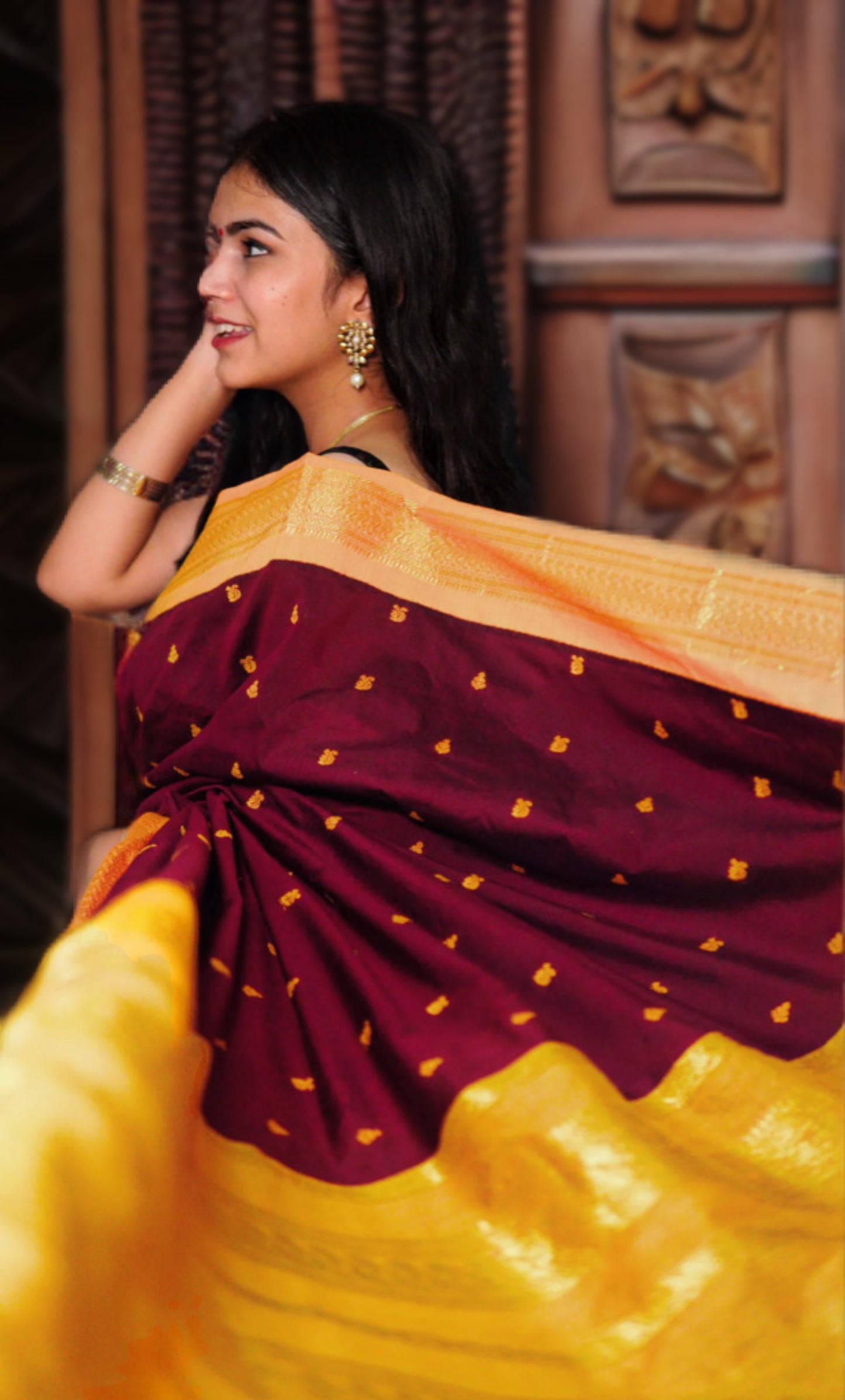 AMITHI - अमिठी (Premium Handloom Gadwal Silk Cotton)