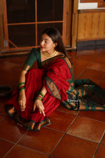 Load image into Gallery viewer, Shyama - श्यामा (Gadwal Silk Cotton)
