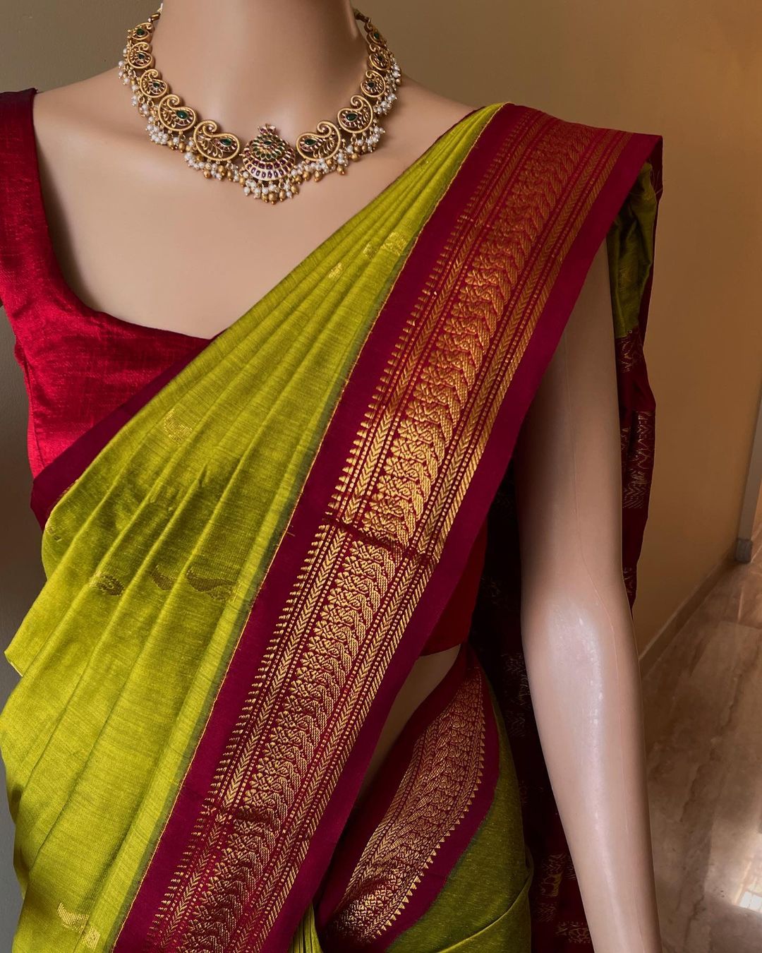 Vishakha - ವಿಶಾಖ (Gadwal Silk Cotton)