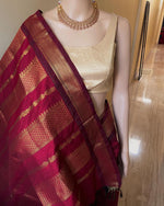 Load image into Gallery viewer, Eshani - एशानी (Gadwal Silk Cotton)
