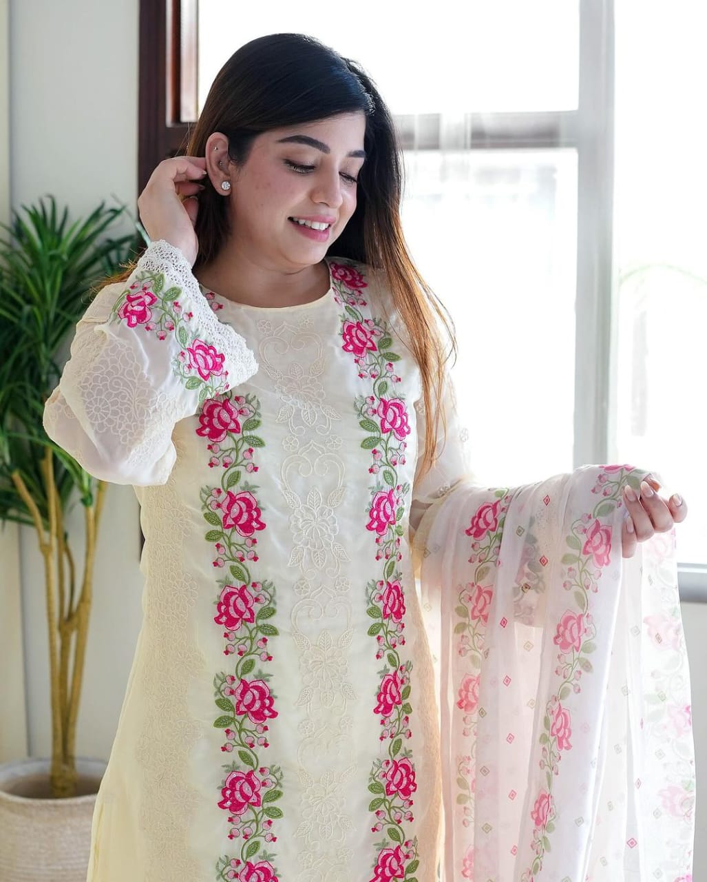 Safiya ~ White Embroidery Suit Set