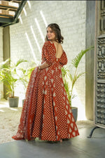 Load image into Gallery viewer, Supriya ~ Anarkali Suit Set
