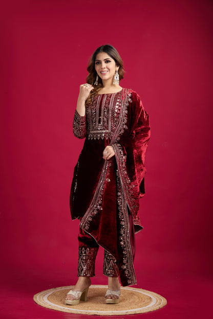 Gyan ~ Embroidery Work Suit Set