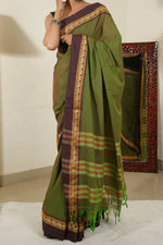 Load image into Gallery viewer, Vajrakanti - ವಜ್ರಕಾಂತಿ (Narayanpet Handloom Cotton)
