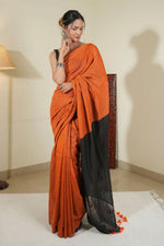 Load image into Gallery viewer, Aslekhi - ಅಸ್ಲೇಖಿ (Khadi Handloom Cotton)
