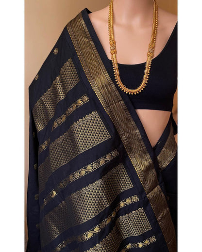 Yagapriya - யாகப்ரியா (Gadwal Silk Cotton)