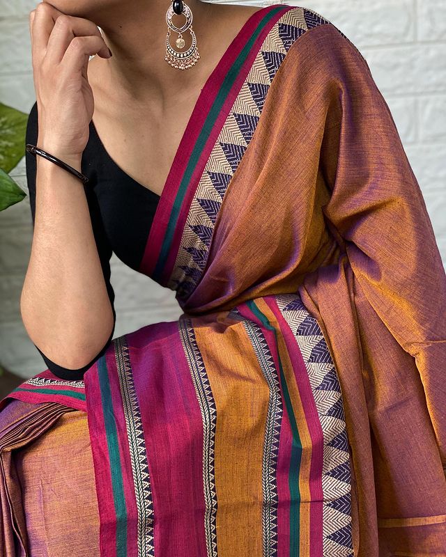 Madhavi - மாதவி (Narayanpet Handloom Cotton)