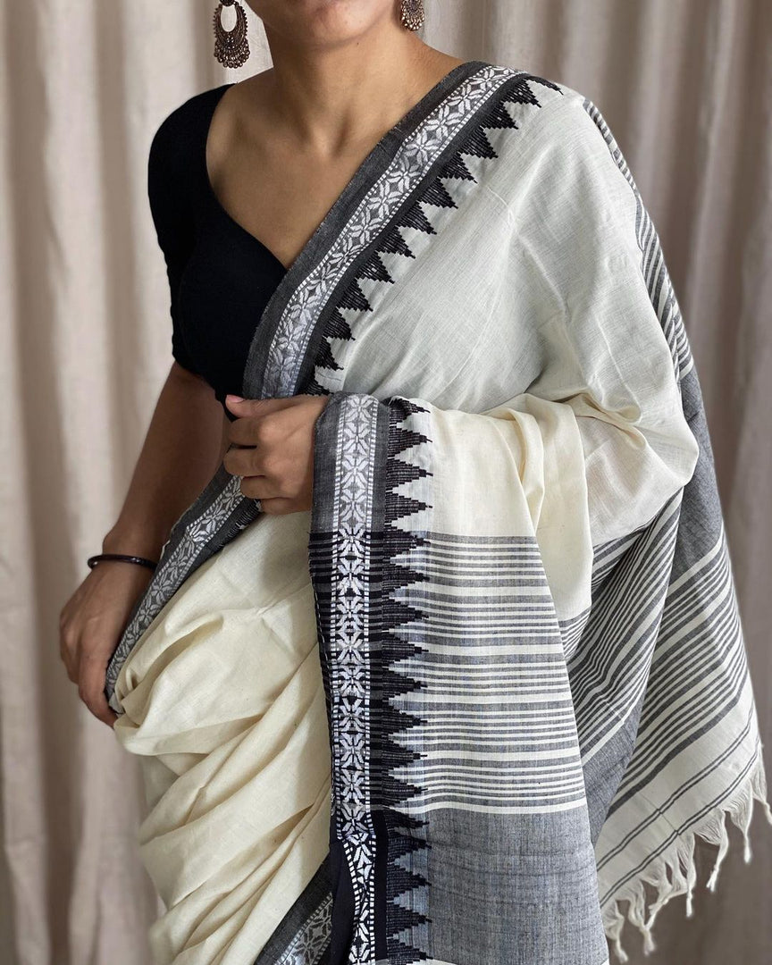 Aakaanksha - आकांक्षा (Premium Khadi Handloom Cotton)